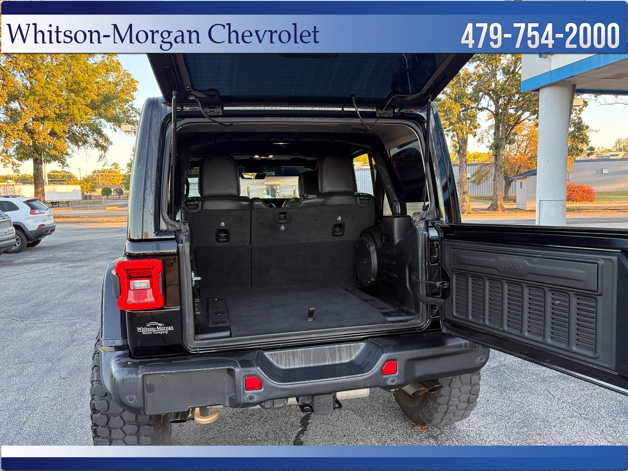 Used 2023 Jeep Wrangler Unlimited Rubicon 392 w/ Trailer Tow Package AWD/4WD image 33