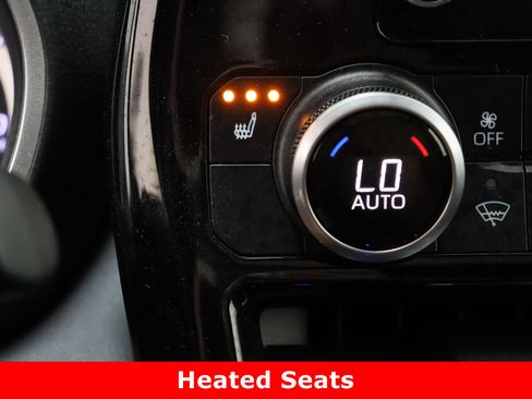 Certified 2024 Toyota Highlander XSE image 22