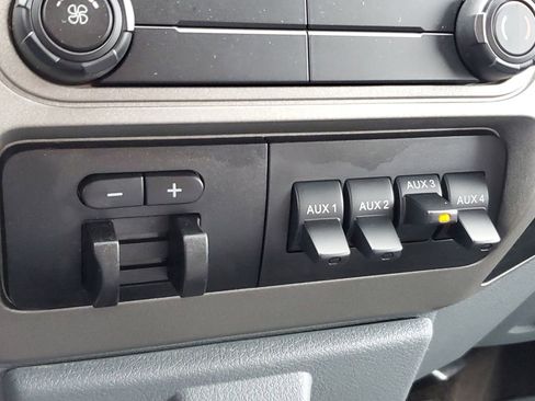 Used 2016 Ford F250 XLT w/ XLT Value Package image 23