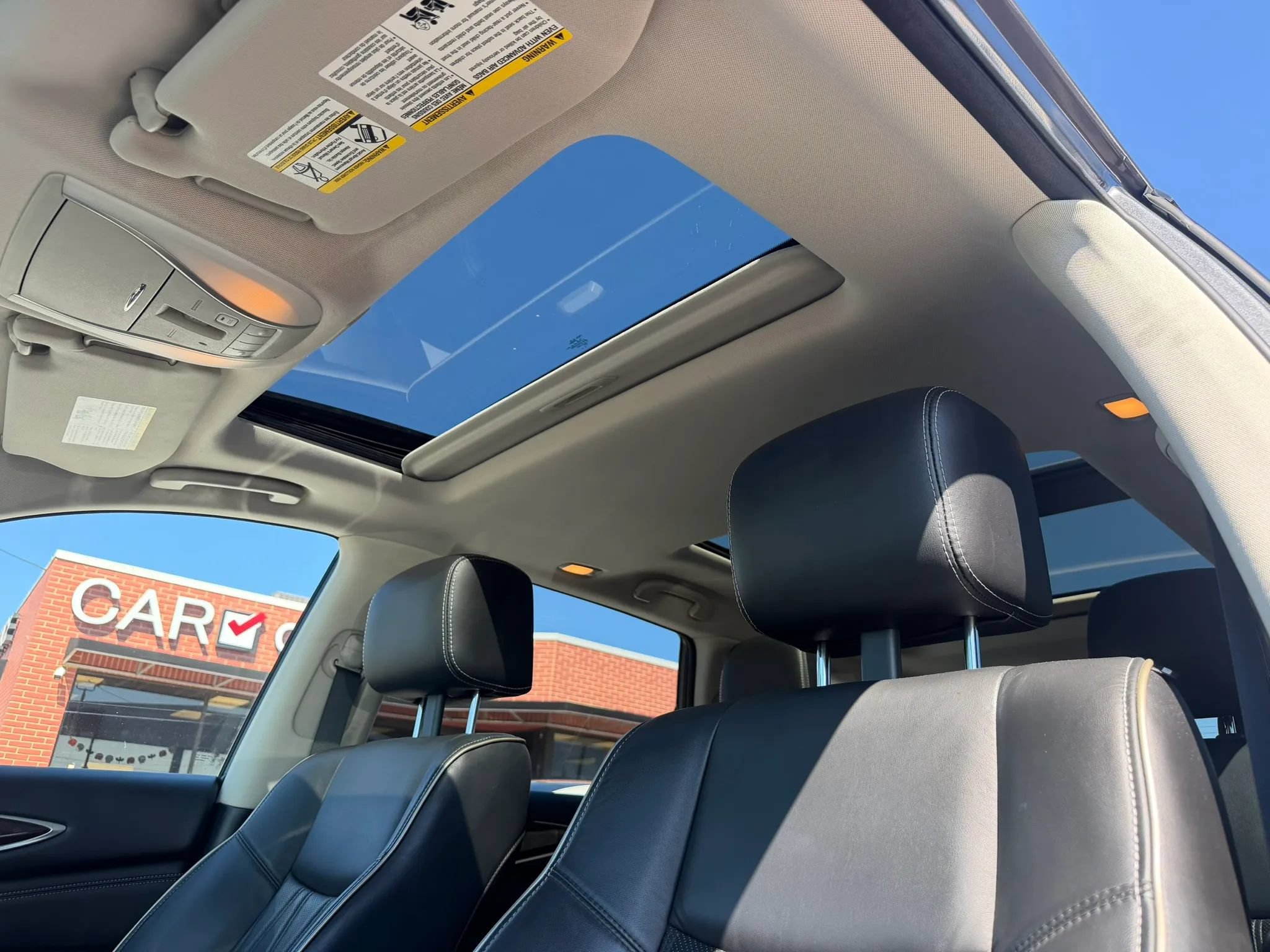 Used 2016 INFINITI QX60 Luxe w/ Deluxe Technology Package AWD/4WD image 9