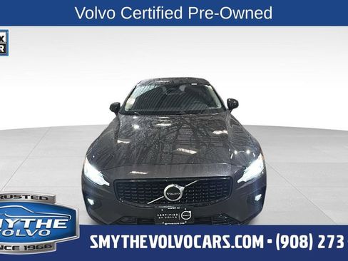 Certified 2025 Volvo S60 B5 Core AWD/4WD image 1
