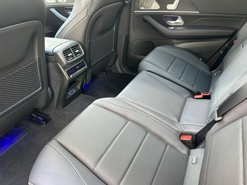 New 2026 Mercedes-Benz GLS 450 4MATIC image 21