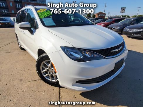 Used 2020 Chrysler Voyager Lxi image 1