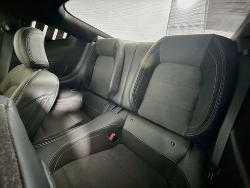 Used 2024 Ford Mustang GT RWD image 19