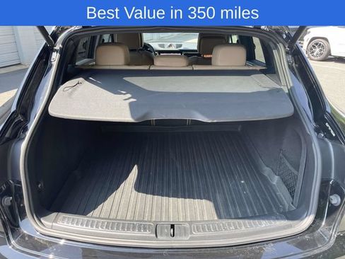 Used 2020 Porsche Macan AWD/4WD image 9