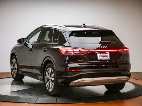Certified 2023 Audi Q4 e-tron Premium w/ Convenience Package RWD image 2