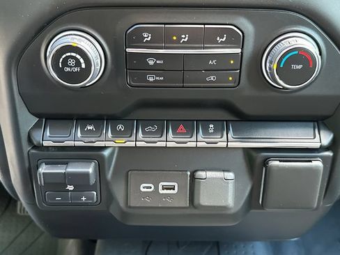 Certified 2023 Chevrolet Silverado 1500 Custom AWD/4WD image 32