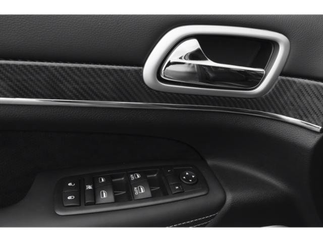 Used 2015 Jeep Grand Cherokee SRT w/ Quick Order Package 26J AWD/4WD image 23