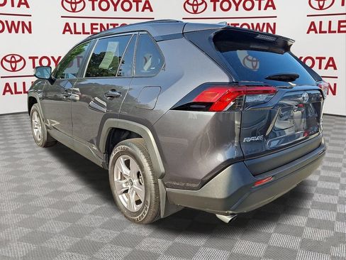 Used 2025 Toyota RAV4 XLE AWD/4WD image 4