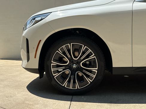 Used 2025 BMW X3 xDrive30i w/ Convenience Package image 6