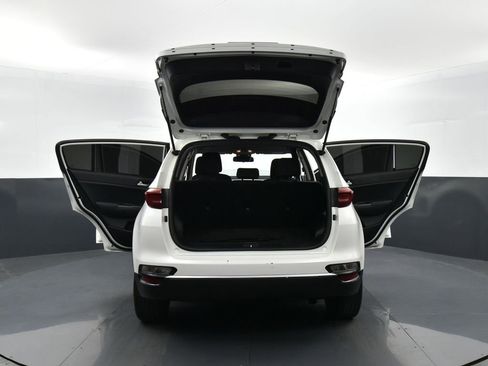 Certified 2022 Kia Sportage LX image 34