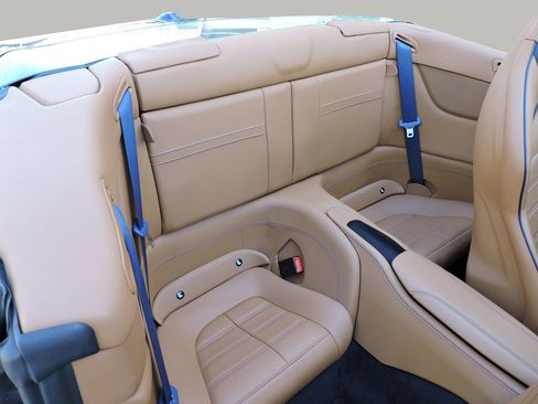 Used 2017 Ferrari California T image 19