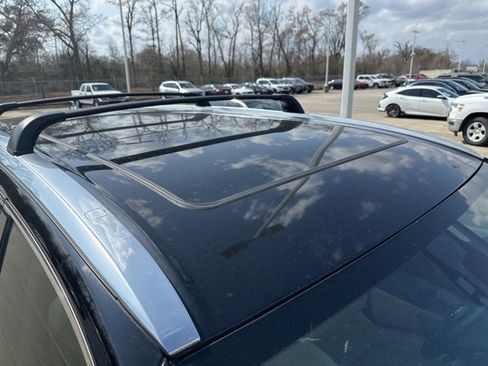 Used 2016 Toyota Highlander Limited Platinum image 5