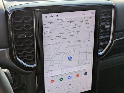 Used 2025 Ford Ranger Lariat w/ FX4 Off-Road Package image 25