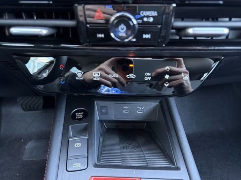 New 2026 Nissan Kicks SR w/ Cold Weather Package image 28