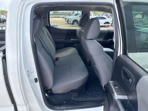 Used 2023 Toyota Tacoma SR5 image 11