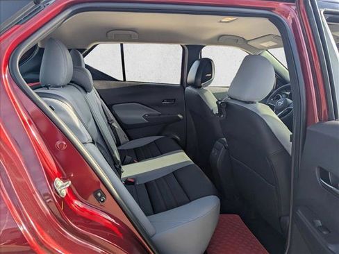 Used 2023 Nissan Kicks SR w/ SR Premium Package image 15