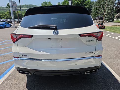 Used 2022 Acura MDX SH-AWD w/ Advance Package image 4