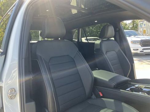 New 2026 Volkswagen Atlas Cross Sport SEL image 23