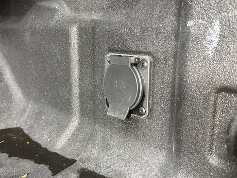 Used 2023 Chevrolet Colorado ZR2 w/ ZR2 Convenience Package III AWD/4WD image 45