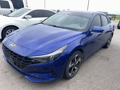 Used 2023 Hyundai Elantra SEL w/ Convenience Package