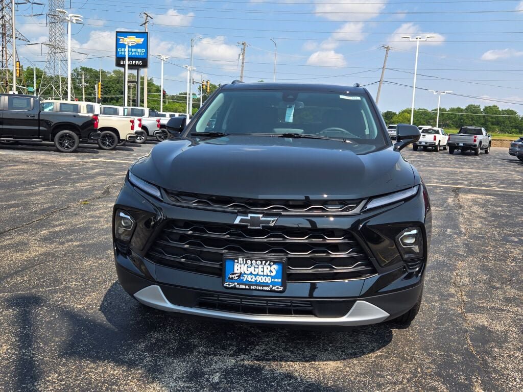 New 2026 Chevrolet Blazer LT w/ Convenience Package AWD/4WD image 2