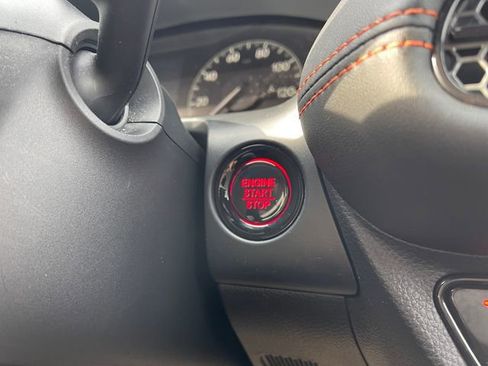 Certified 2025 Honda HR-V Sport image 24