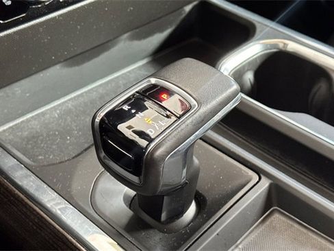 Used 2022 Chevrolet Silverado 1500 RST w/ Convenience Package II image 21