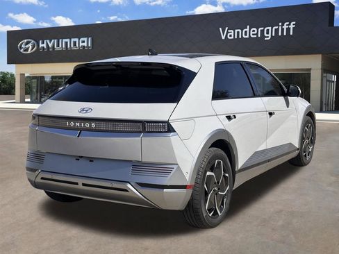 Used 2024 Hyundai Ioniq 5 Limited image 12