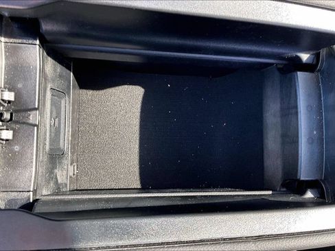 Used 2026 Mercedes-Benz E 350 4MATIC Sedan image 26