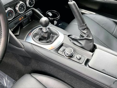 Used 2025 MAZDA MX-5 Miata Grand Touring w/ Weather Package image 14