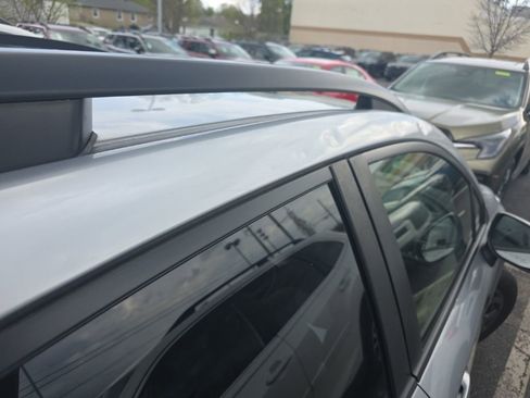 Used 2021 Subaru Crosstrek 2.5i Sport w/ Moonroof Package image 4