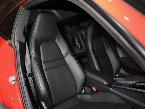 Used 2023 Porsche 911 Carrera S w/ Sport Chrono Package image 5