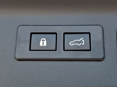 Used 2025 Subaru Forester Touring image 29