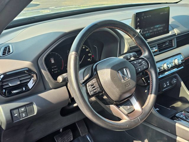 Used 2024 Honda Pilot TrailSport image 16