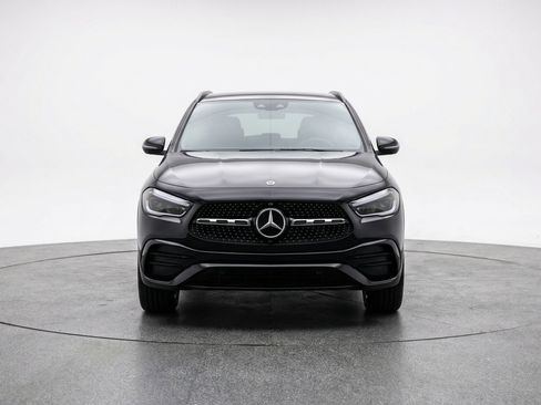 Used 2025 Mercedes-Benz GLA 250 image 2