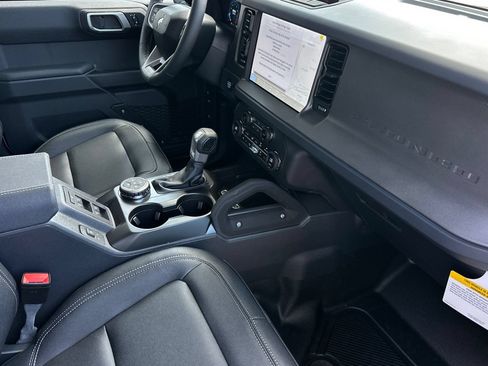 New 2026 Ford Bronco Badlands AWD/4WD image 15