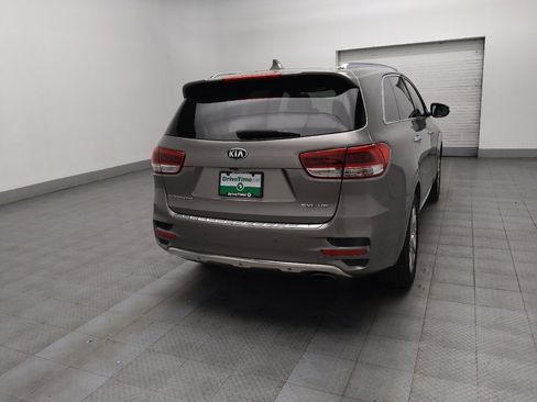 Used 2016 Kia Sorento SX image 9