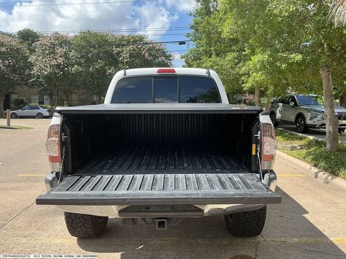 Used 2013 Toyota Tacoma PreRunner w/ SR5 Pkg RWD image 9