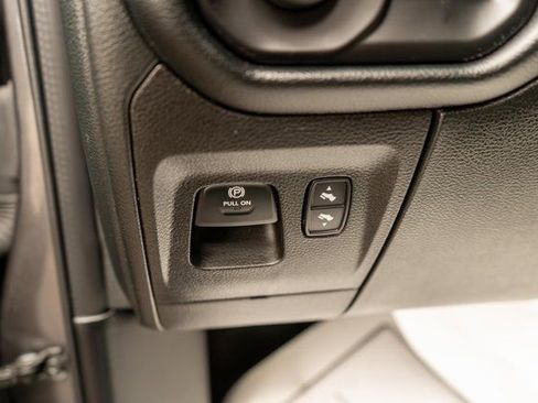 Used 2021 RAM 1500 Big Horn image 21