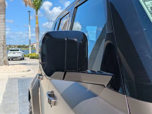 New 2026 Land Rover Defender 110 OCTA AWD/4WD image 13