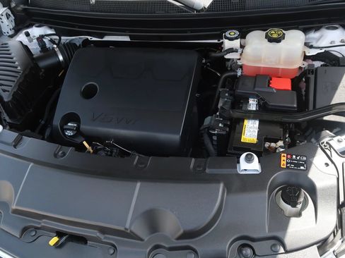 Used 2021 Chevrolet Traverse High Country FWD image 51