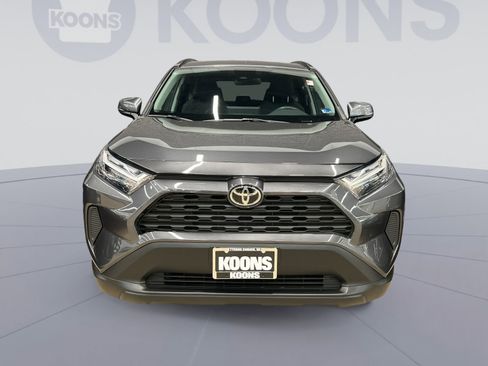 Used 2025 Toyota RAV4 XLE image 7