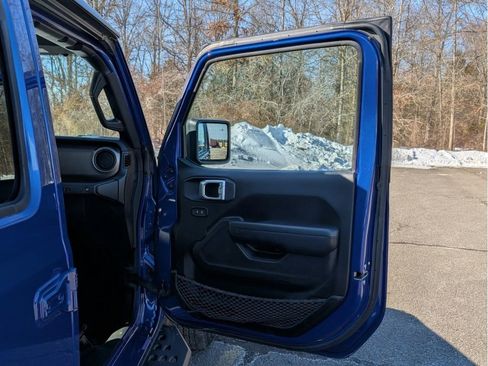 Used 2019 Jeep Wrangler Unlimited Sport S image 11