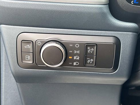 New 2025 Ford Maverick XL image 20