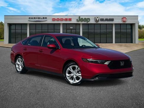 Used 2023 Honda Accord LX image 1