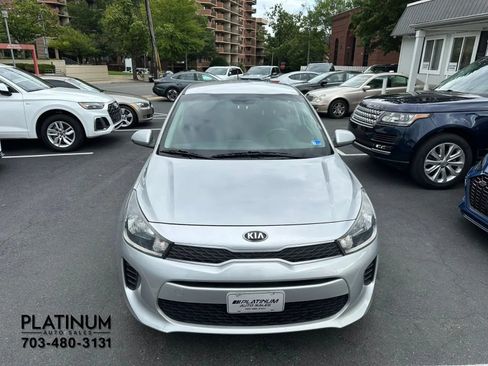 Used 2019 Kia Rio S FWD image 4