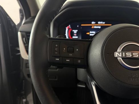 Used 2024 Nissan Rogue SL w/ SL Premium Package FWD image 28