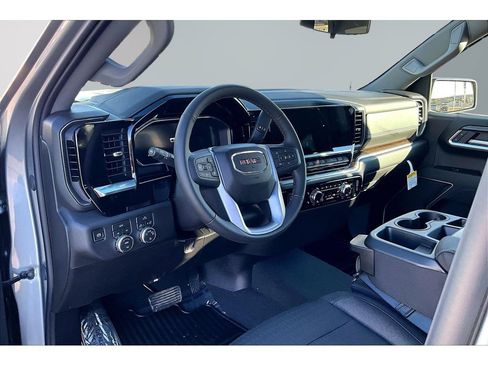 New 2026 GMC Sierra 1500 SLE w/ Max Trailering Package AWD/4WD image 7
