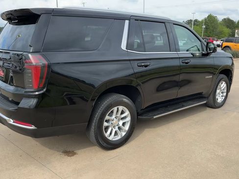 Used 2025 Chevrolet Tahoe LT AWD/4WD image 9